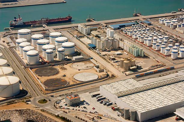 Canadian terminal infrastructure with rail and tankage